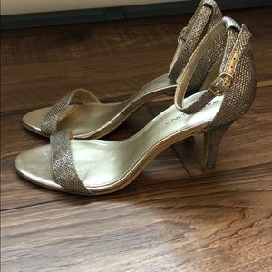 Silver glitter heels!!